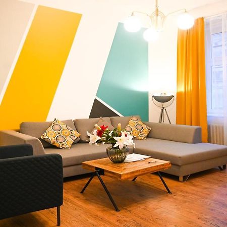 Modern Apartment Wiener Stadthalle Екстериор снимка